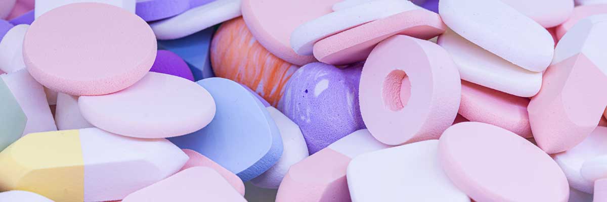 Makeup rounds and wedge sponges